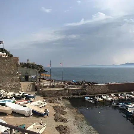 Casa San Michele - Monolocale Con Bagno E Cottura * Piombino